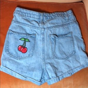 🍒PATCH POCKET HIGH WAISTED SHORTS🍒